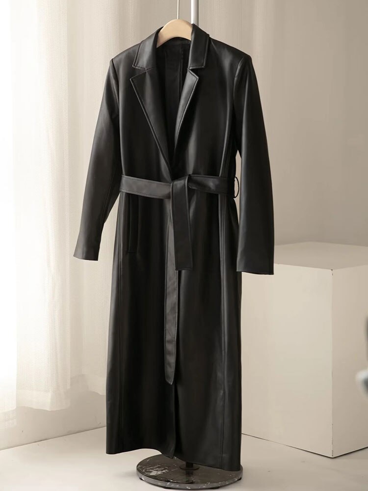 Sobretudo em Couro Geovanna