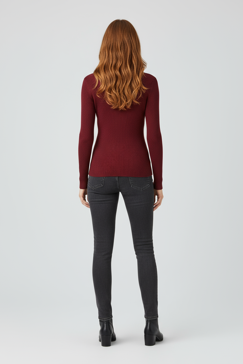 Nova modelo corpo completo de costas com suéter vinho