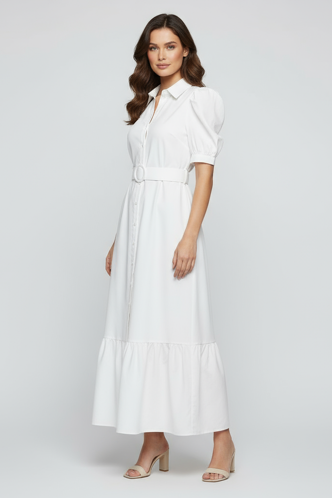 Modelo com vestido branco virada para o lado direito