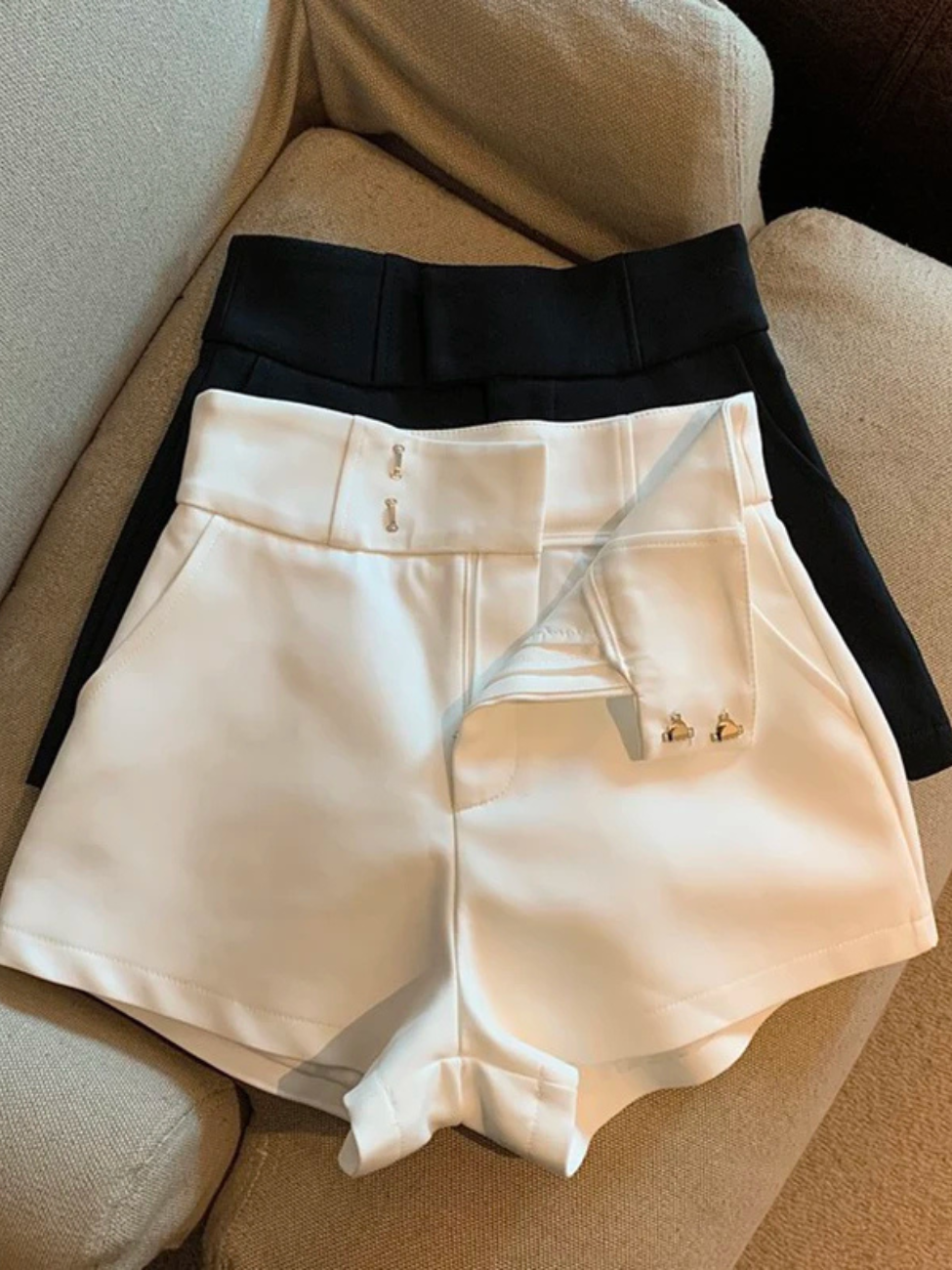 Short Feminino Alfaiataria Samanta®️