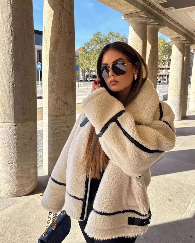 Casaco Feminino peluciado Nina