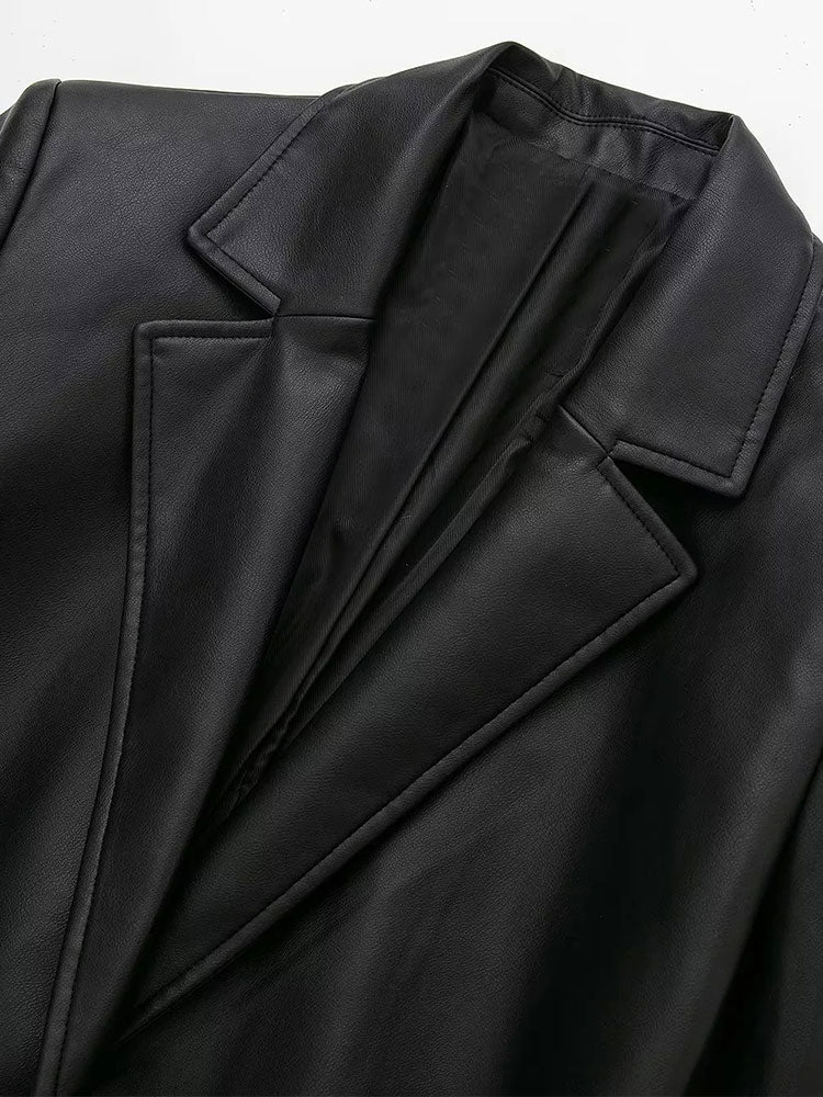 Sobretudo em Couro Geovanna